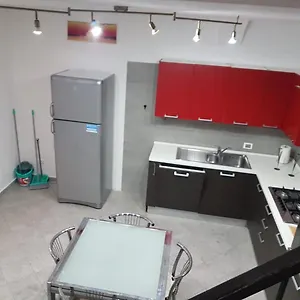 Casa N 2 Con Parcheggio Privato E Colonnina Ricarica Appartement